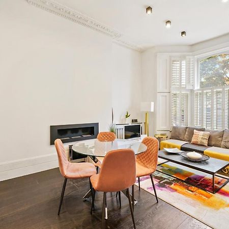 1 & 2 Bed Cosy Apartments Next To Earls Court Free Wifi London Exterior photo