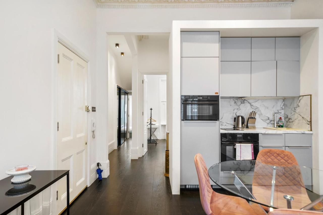 1 & 2 Bed Cosy Apartments Next To Earls Court Free Wifi London Exterior photo
